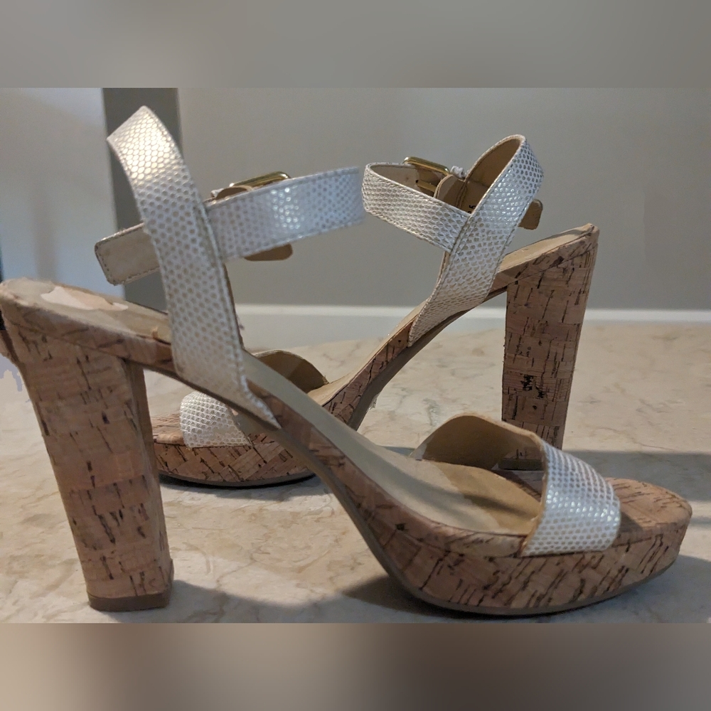 Chinese laundry heels